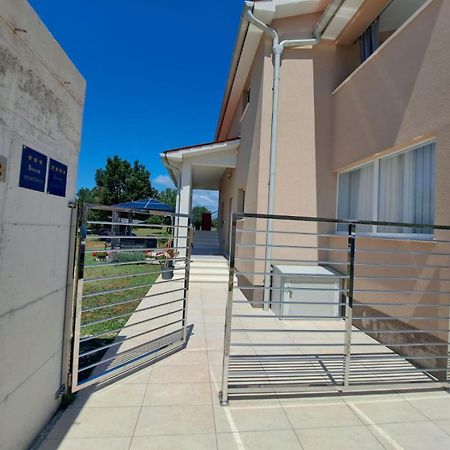 Apartmani Danica 沃德年 外观 照片