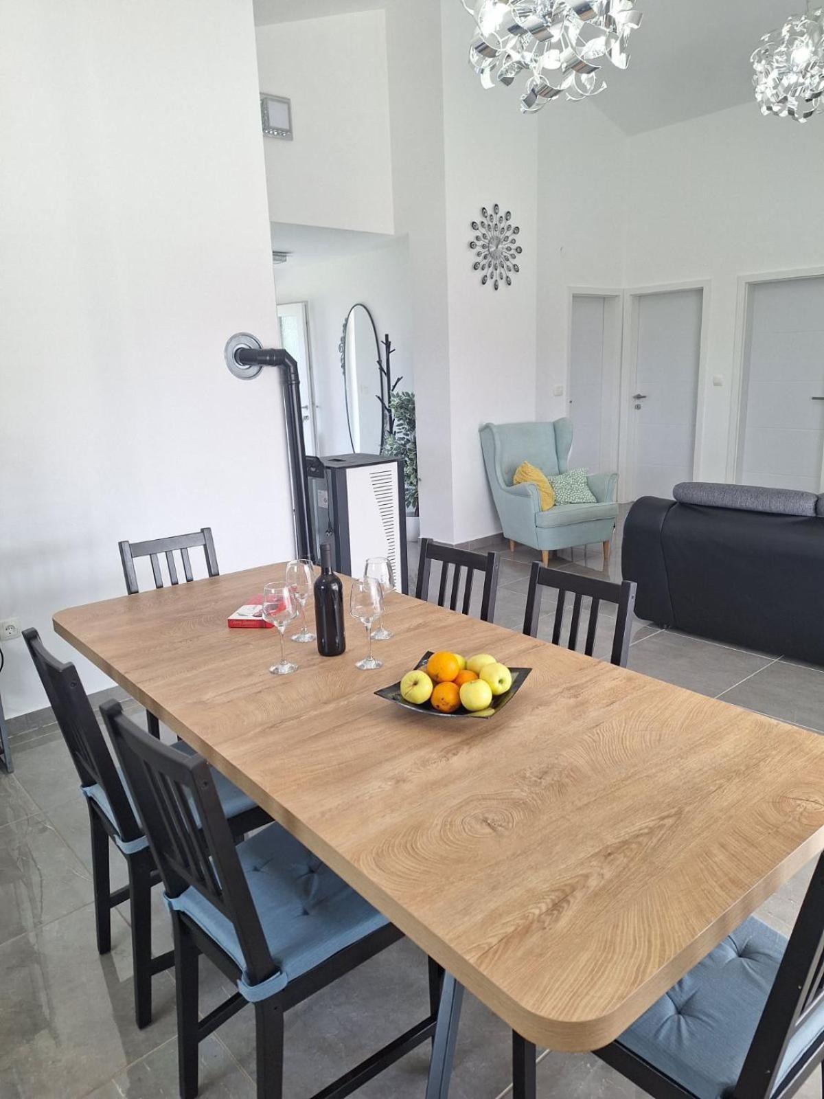 Apartmani Danica 沃德年 外观 照片