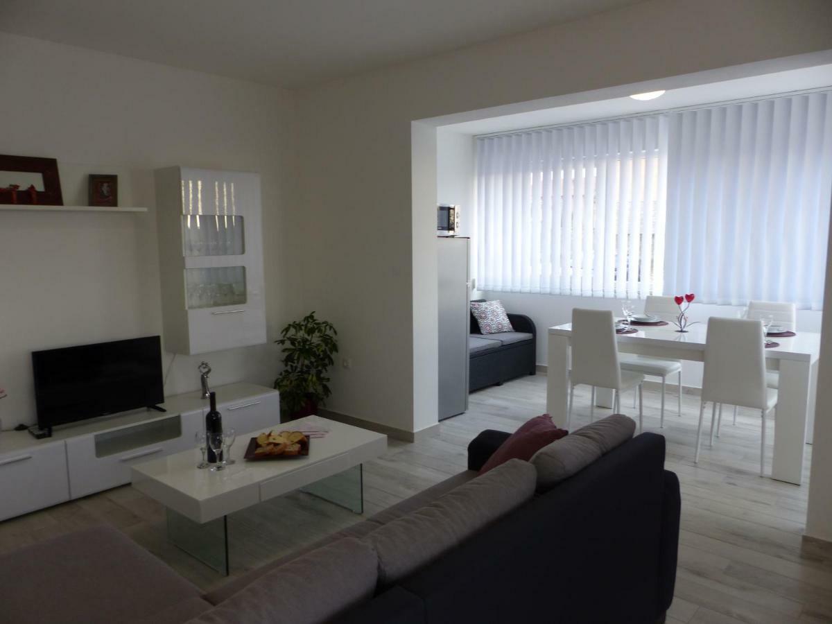Apartmani Danica 沃德年 外观 照片