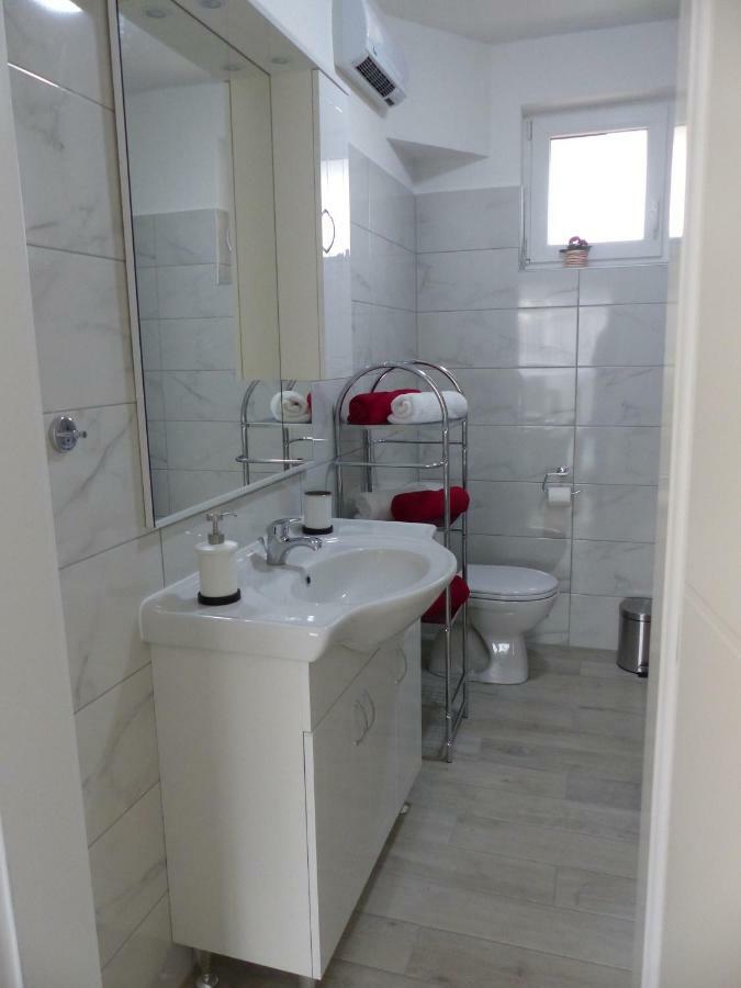 Apartmani Danica 沃德年 外观 照片