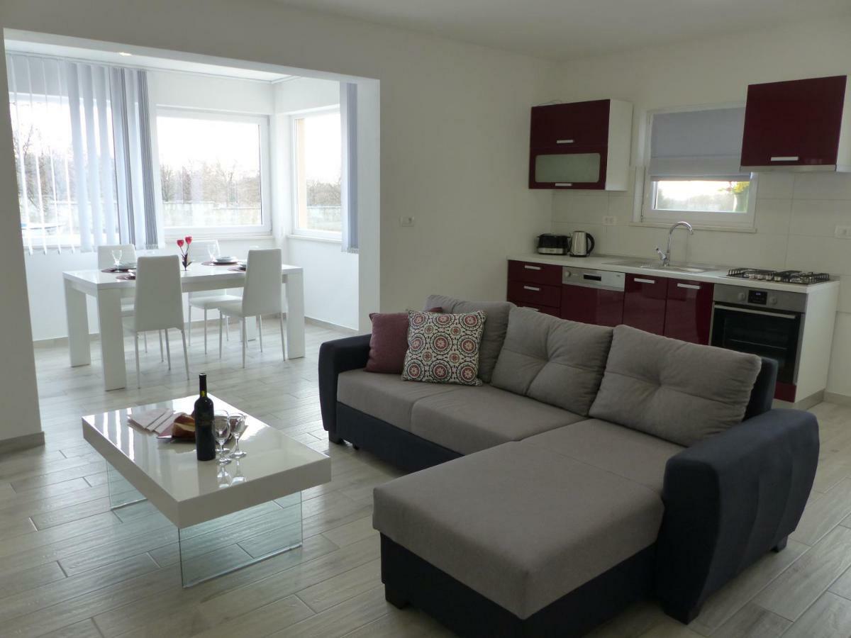 Apartmani Danica 沃德年 外观 照片